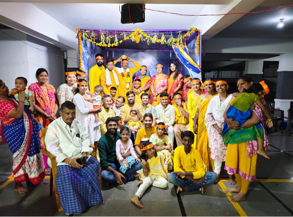 ఉప్పల్ భగయత్ మెగా క్యాజిల్ అపార్ట్మెంట్ లోని గణనాధు ని నిమజ్జనం